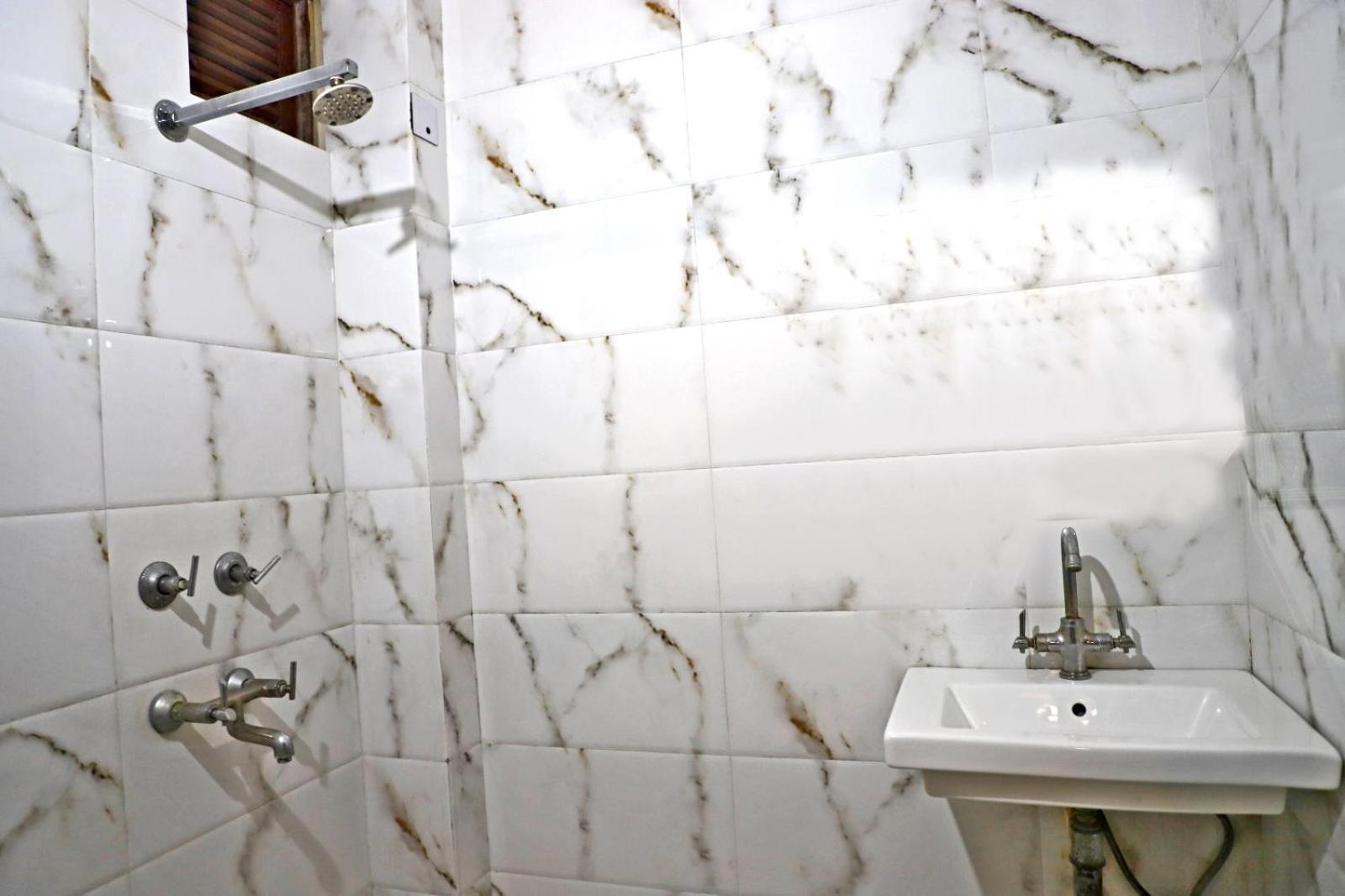 Hotel Traditional Inn Yeni Delhi Dış mekan fotoğraf