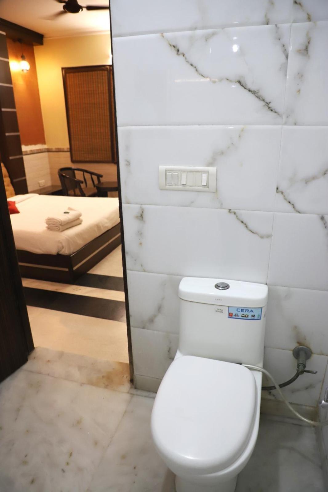 Hotel Traditional Inn Yeni Delhi Dış mekan fotoğraf