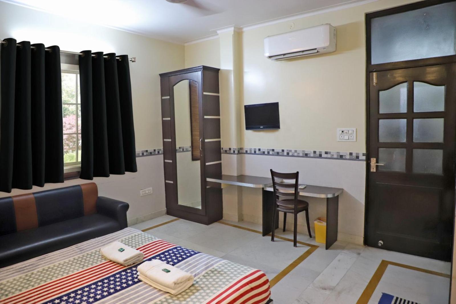 Hotel Traditional Inn Yeni Delhi Dış mekan fotoğraf